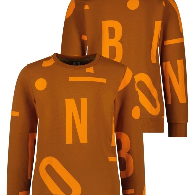 B.Nosy Jongens sweater - Scott - Letter AOP peanut B.Nosy Jongens sweater - Scott - Letter AOP peanutMateriaal 95% GOTS 5% EA