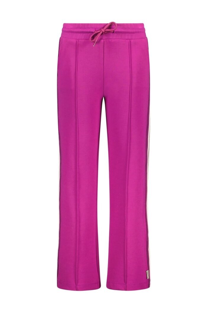B.Nosy Meisjes broek - Poppy - Electric paars B.Nosy Meisjes broek - Poppy - Electric paarsMateriaal 95% CO 5% EA