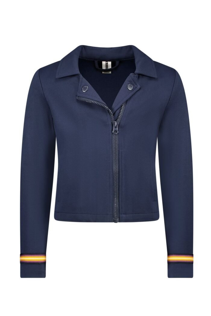 B.Nosy Meisjes jasje - Fender - Navy blauw B.Nosy Meisjes jasje - Fender - Navy blauwMateriaal 95%CO