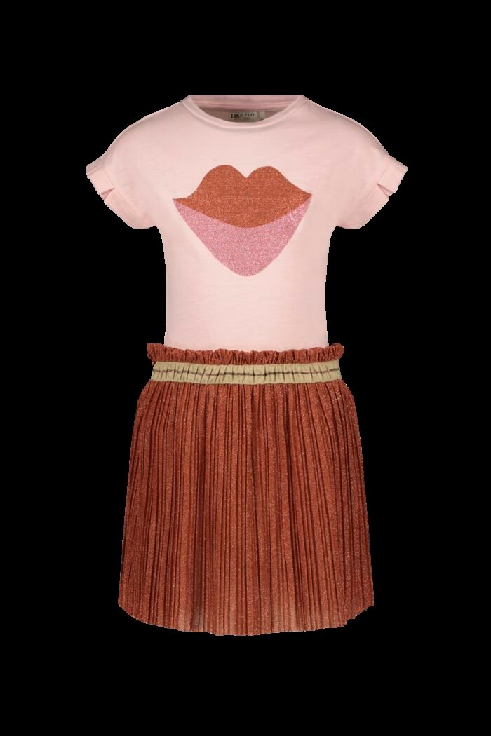 Like Flo Meisjes jurk - Abrikoos Like Flo Meisjes jurk - AbrikoosMateriaal 88%PE 12%EA