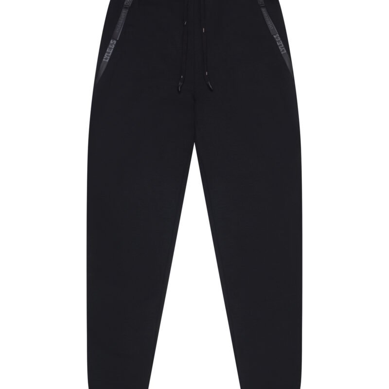 Lyle & Scott Cargo jogger broek - Z865 Jet zwart Lyle & Scott Cargo jogger broek - Z865 Jet zwartMateriaal Body Shell 100% Cotton