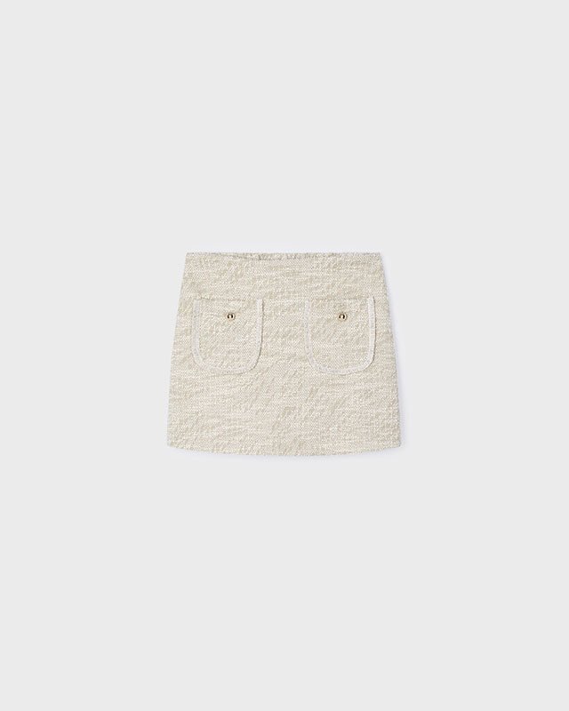 Mayoral Meisjes broek / rok - Zand Mayoral Meisjes broek / rok - ZandMateriaal 68% Polyester 29% Cotton 2% Elastane 1% Metallic Fiber