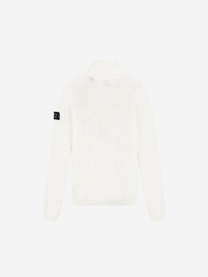 Nik&Nik Jongens trui - Tevin - Off wit Deze off-white Nik&Nik jongens trui is comfortabel en veelzijdig. Perfect voor koude dagen en geschikt voor elke outfit. Een must-have voor een trendy en warme winter!Materiaal