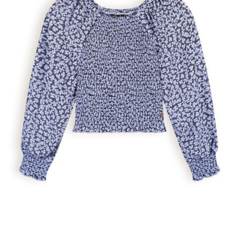NoBell Meisjes blouse smocked denim - Tessa - Satijn blauw NoBell' Meisjes blouse smocked denim - Tessa - Satijn blauwMateriaal 60% RPE. 40% PE
