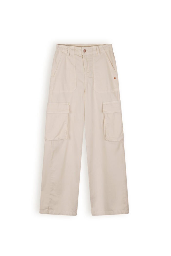 NoBell Meisjes broek cargo stretch - Susy - Pearled ivoor wit NoBell' Meisjes broek cargo stretch - Susy - Pearled ivoor witMateriaal 97% CO. 3% EA