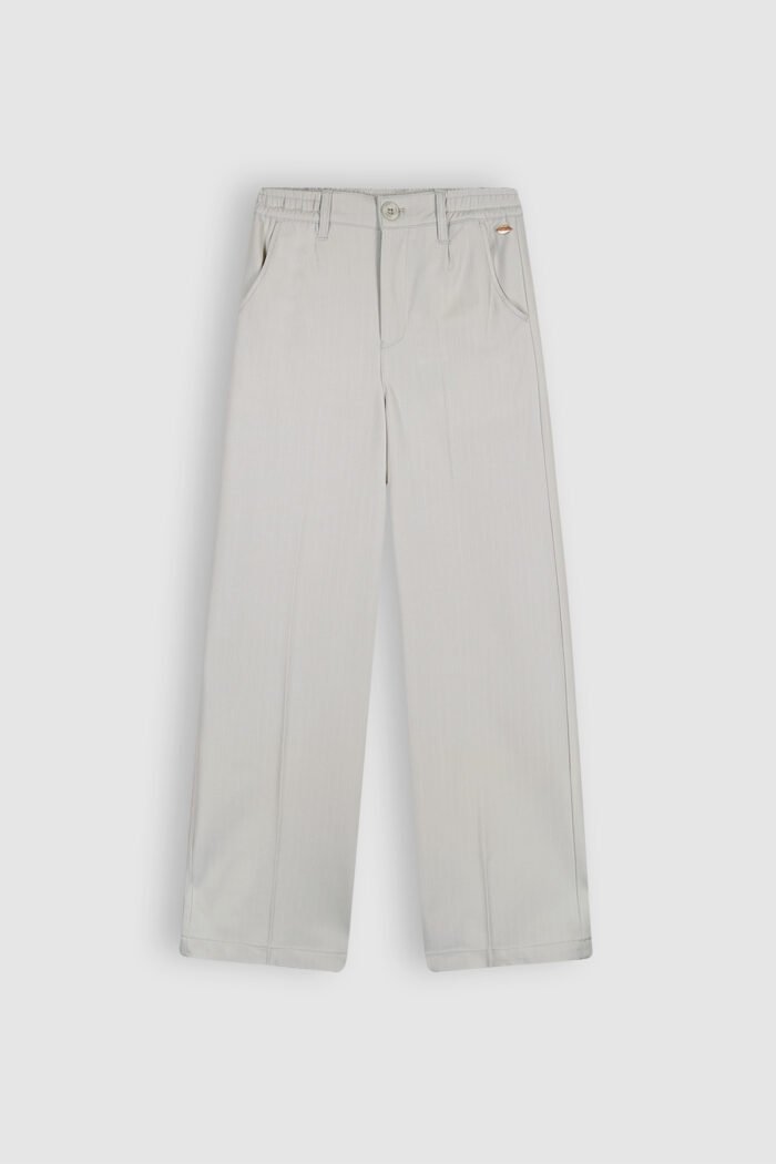 NoBell Meisjes broek wide leg - Sayla - Zilver grijs NoBell' Meisjes broek wide leg - Sayla - Zilver grijsMateriaal 69% PE. 27% VI. 4% EA