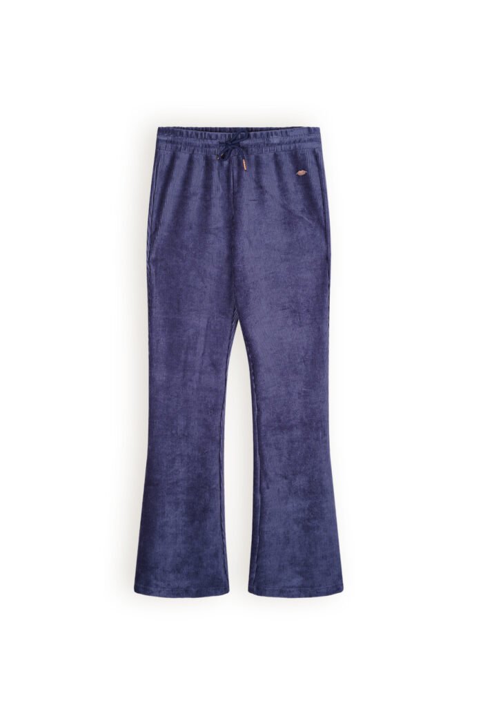 NoBell Meisjes flair broek velvet rib - Sady - Ensign blauw NoBell' Meisjes flair broek velvet rib - Sady - Ensign blauwMateriaal 60% CO. 30% PE. 10% EA