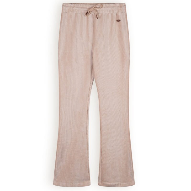 NoBell Meisjes flair broek velvet rib - Sady - Pearled ivoor NoBell' Meisjes flair broek velvet rib - Sady - Pearled ivoorMateriaal 60% CO. 30% PE. 10% EA