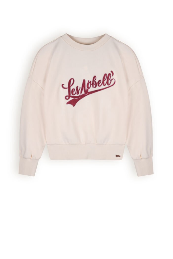 NoBell Meisjes sweater artwork - Kim - Pearled ivoor NoBell' Meisjes sweater artwork - Kim - Pearled ivoorMateriaal 69% CO. 26% RPE. 5% EA
