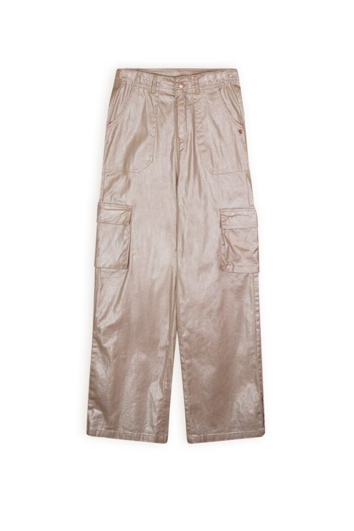 NoBell Zomer cargo broek meisjes Rosy zand - folie print - Susy NoBell' Zomer cargo broek meisjes Rosy zand - folie print - SusyMateriaal 97% katoen