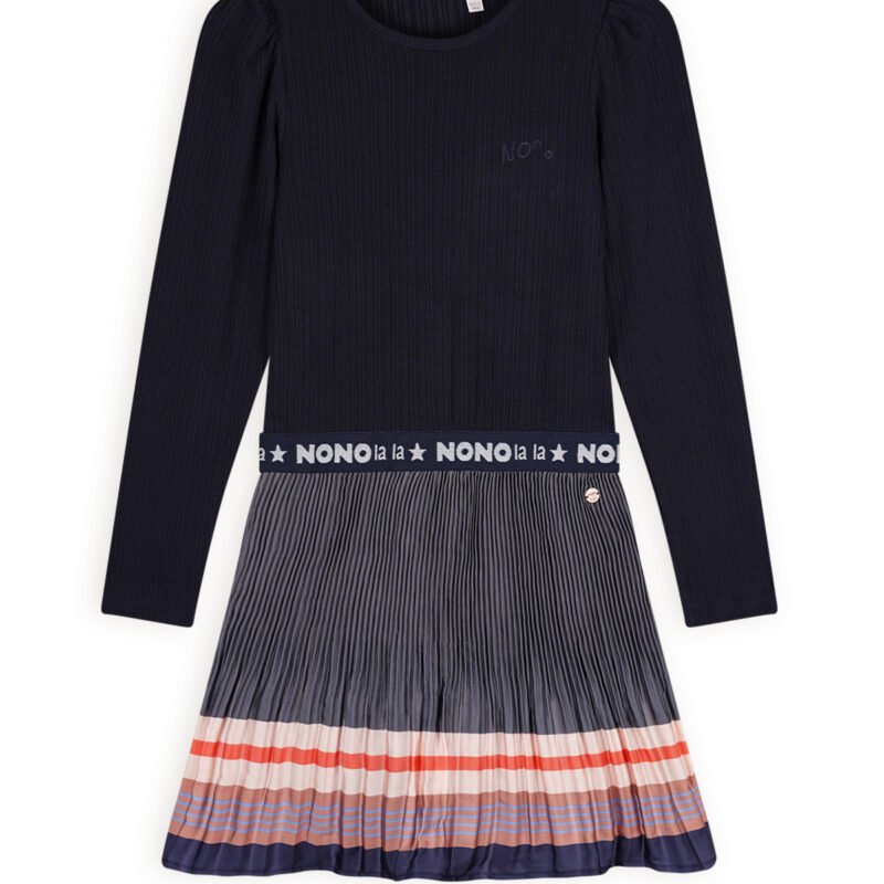 NoNo Meisjes jurk AOP - Mika - Navy blauw NoNo Meisjes jurk AOP - Mika - Navy blauwMateriaal 100% PE