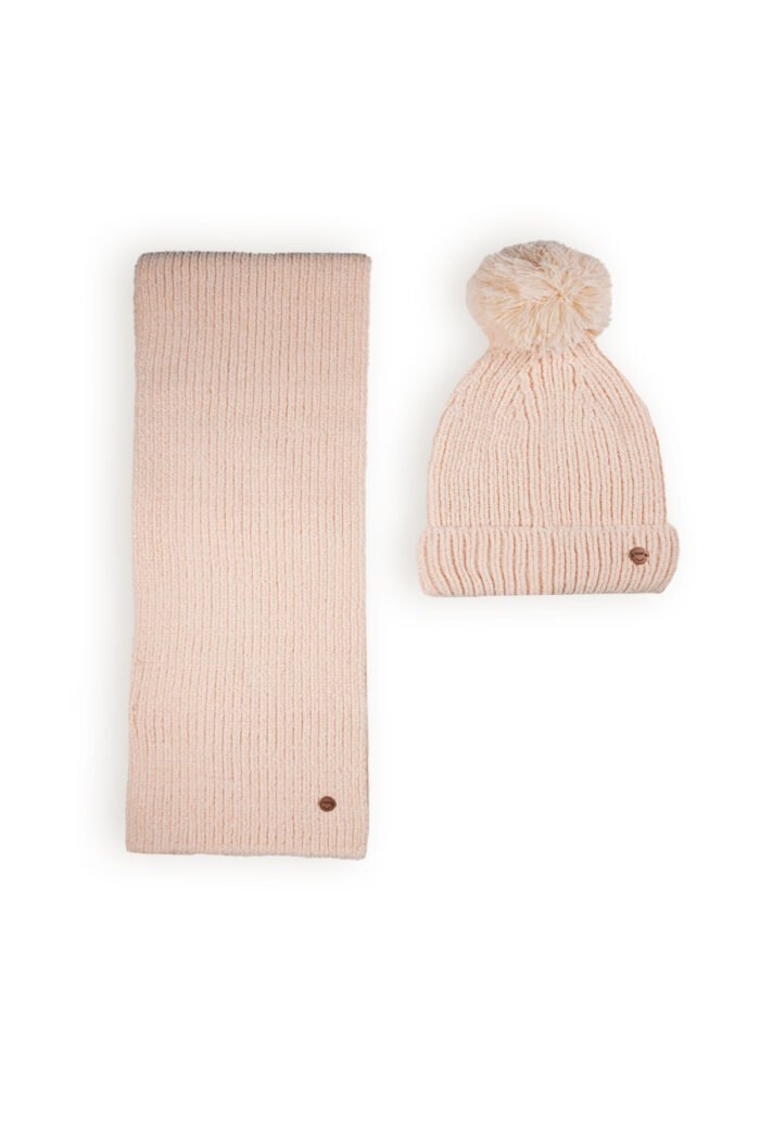 NoNo Meisjes muts & sjaal chenille - Raya - Rosy zand NoNo Meisjes muts & sjaal chenille - Raya - Rosy zandMateriaal 98% PA. 2% PAN