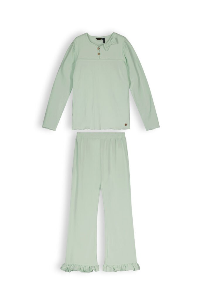 NoNo Meisjes pyjama - Kushion - Soft pistache NoNo Meisjes pyjama - Kushion - Soft pistacheMateriaal 95% CO 5% EA