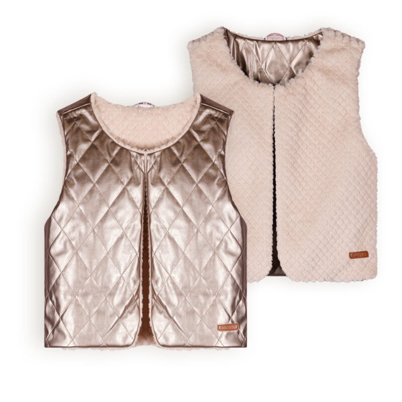NoNo Meisjes reversibel gilet fur - Kate - Pearled ivoor NoNo Meisjes reversibel gilet fur - Kate - Pearled ivoorMateriaal 100% PE