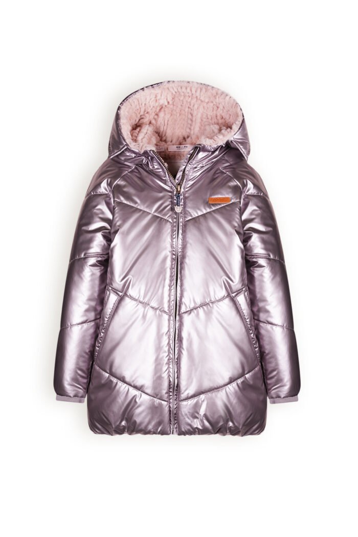 NoNo Meisjes winterjas halflang met capuchon - Baybee - Metallic Blush NoNo Meisjes winterjas halflang met capuchon - Baybee - Metallic BlushMateriaal 100% RPE