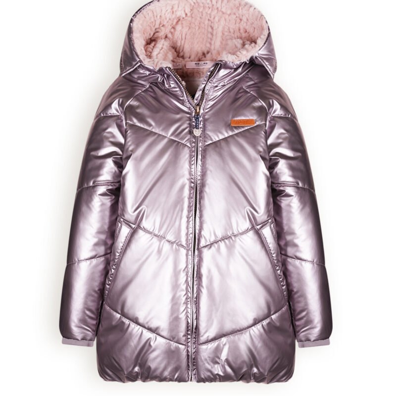 NoNo Meisjes winterjas halflang met capuchon - Baybee - Metallic Blush NoNo Meisjes winterjas halflang met capuchon - Baybee - Metallic BlushMateriaal 100% RPE