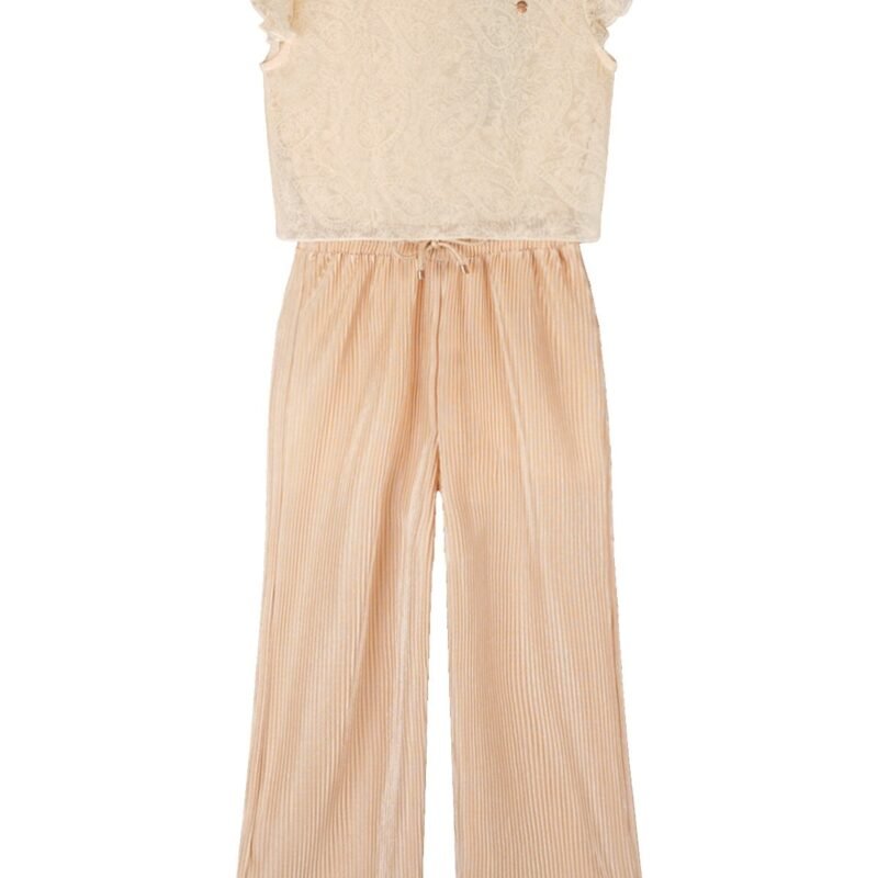 NoNo Zomer jumpsuit meisjes Zand - plissee - kant - Semma NoNo Zomer jumpsuit meisjes Zand - plissee - kant - SemmaMateriaal 100% polyesther